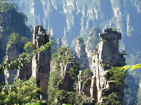 tianzi mountains china | Tianzi mountains, Chinese mountains, Zhangjiajie