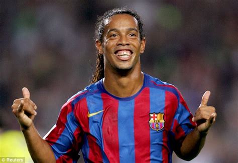 Ronaldinho has goofy teeth fixed in operation - WATCH VIDEO | Daily ...