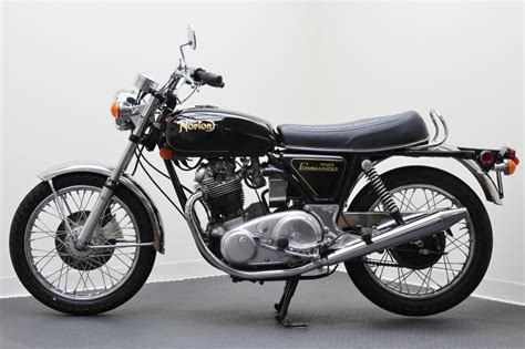 Restored Norton Commando 750 - 1972 Photographs at Classic Bikes Restored |Bikes Restored