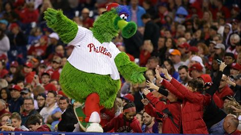 What does the new Phillie Phanatic look like? Here are all the changes ...