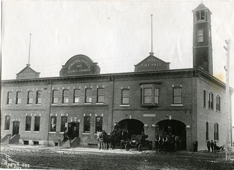 Red Deer City Hall, 1913 Red Deer, AB Red Deer, Old Buildings, City Hall, Alberta, The Past ...