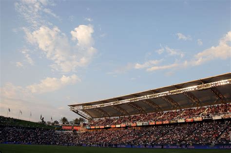 Los Angeles Chargers’ 2017 stadium would be the 108th-biggest in ...