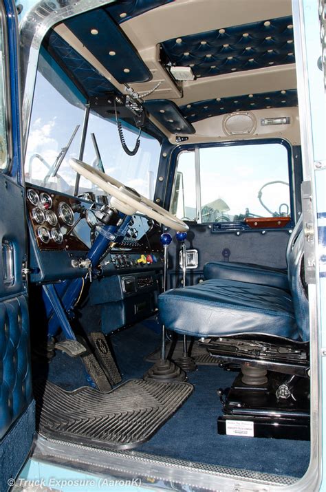 1976 Kenworth W900A | Interior | 5th Annual Run to the Rhuba… | Flickr