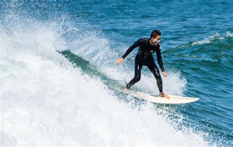 Surfer at Salt Creek : Surfing Pictures