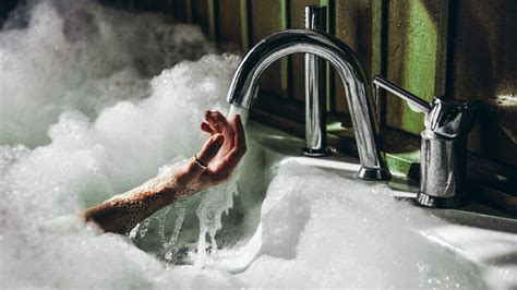 Ablutophobia (fear of bathing): Causes and more