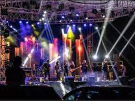 Seni Budaya: Contoh Kritik Musik Populer