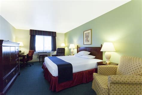 Super 8 by Wyndham Montpelier | Montpelier, ID Hotels