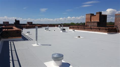 Benefits of Membrane Roofing on New York City Buildings