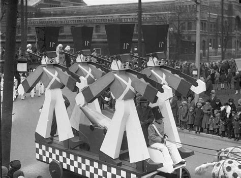 The Santa Claus Parade - A Toronto Tradition for 120 Years