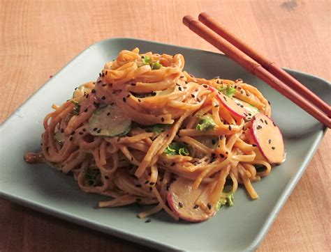 Spicy Vegan Dragon Noodle Salad Recipe - Food Republic