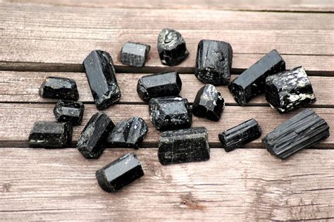 Black tourmaline meaning and healing properties Archives - The Monk Life