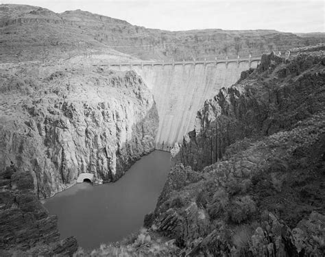 The completed Owyhee Dam. Bureau of Reclamation photograph.