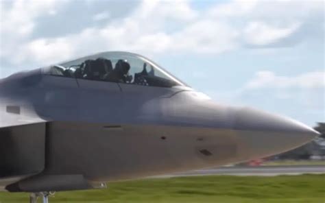 Footage of F-22 Raptor cockpit released for the first time