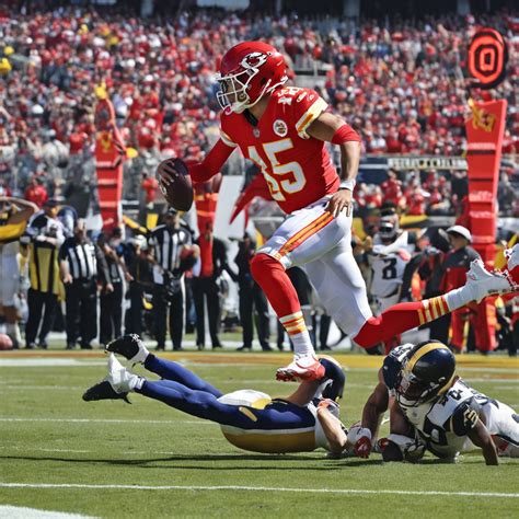 Mahomes and Kelce Dominate the Field, Leading Chiefs to Victory! | US ...