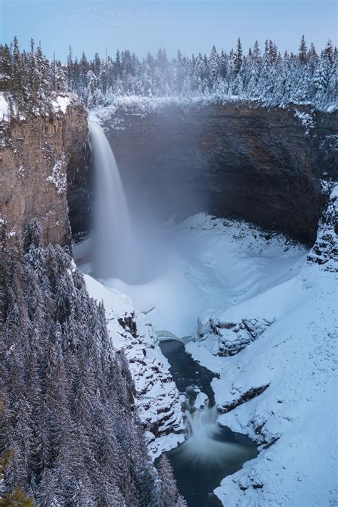 Helmcken Falls in winter Wells Gray Provincial Park - Alan Majchrowicz Photography