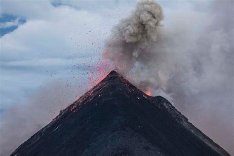 18,000 Earthquakes This Week Could Lead to Volcanic Eruption