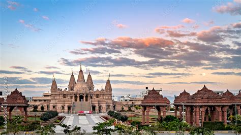 Beautiful colorful sky over Shree Swaminarayan temple in Pune ...