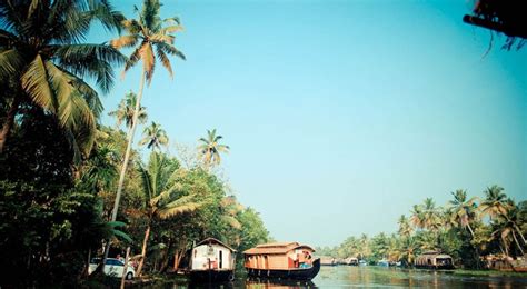 Kumarakom Backwaters, Kumarakom - Entry Fee, Visit Timings, Things To Do & More...