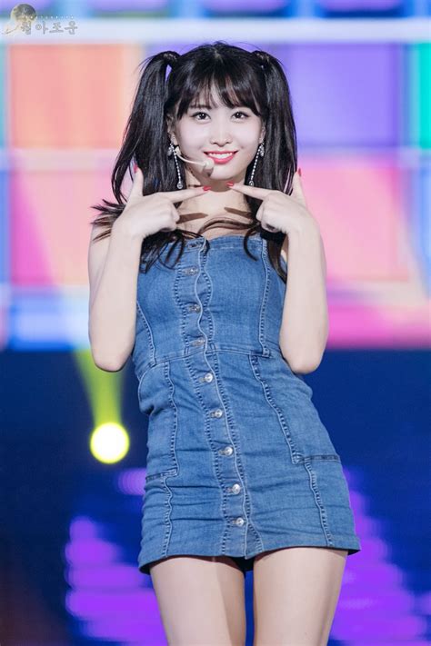 Pin by M. on Twice Momo 모모 | Momo, Kpop girls, Twice