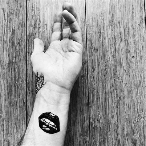 Temporary Tattoo - Black Lips Original @barrymoretattoo . . . . #💋# ...