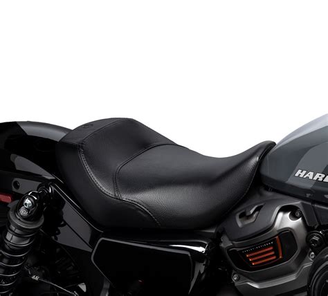 Sundowner Solo Rider Seat 52000571 | Harley-Davidson USA