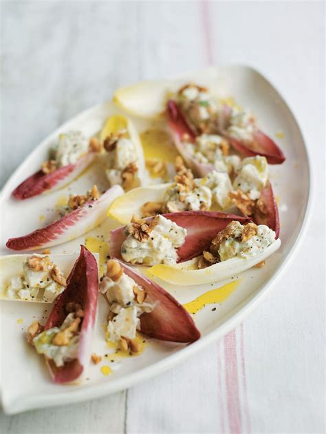 Endive Boats with Gorgonzola, Pear, and Walnuts | Vegetarian recipes ...