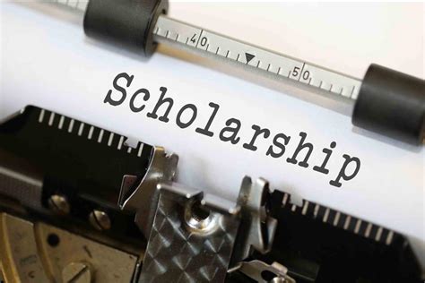 10 Best Scholarships For IT Students in 2021