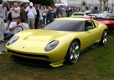 The 2006 Lamborghini Miura Concept That Teased Fans Worldwide - Boss Hunting