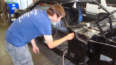 10 Questions to Ask a Muscle Car Restoration Shop