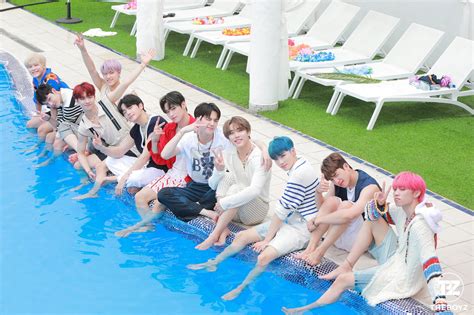 더보이즈(THE BOYZ) on Twitter: "[📸] “T-THRILL RIDE” THE BOYZ [THRILL-ING] 자켓 촬영 현장 🌴 https://t.co ...