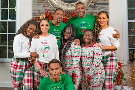 BET+ Reveals 2022 Holiday Movie Schedule Starring Ne-Yo, Jasmine Guy and More - Paper Writer