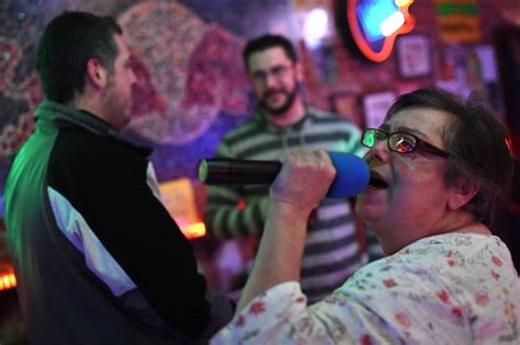 Singers Karaoke Club offers 'the most fun you can have for free ...