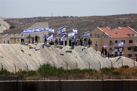 Documenting both sides of the Separation Wall, an Israel-Palestine divide | The GroundTruth Project