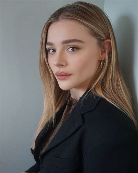 CHLOE MORETZ – Instagram Photos 01/04/2023 – HawtCelebs