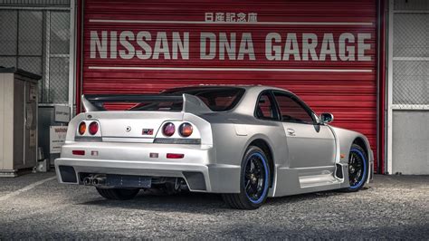 1995 Nissan Skyline GT-R LM Road Going Version. [1280x780] : r/carporn