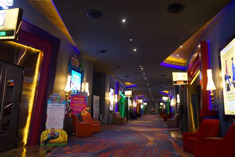 WESTGATE CINEPLEX - Portfolio:: ไฟประดับ ไฟตกแต่ง ไฟเทศกาล ไฟเวที ระบบไฟ LED ทุกประเภท ระบบ DMX ...