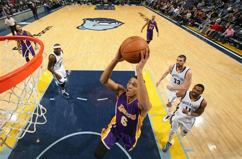 Photos: Lakers vs. Grizzlies (3/6/15) Photo Gallery | NBA.com