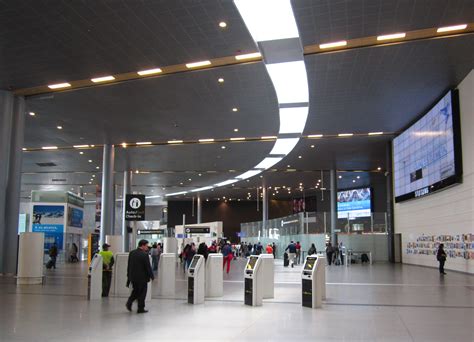 File:Aeropuerto Bogotá.JPG - Wikimedia Commons