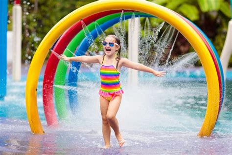 23 Ways Your Whole Family Can Play With Water This Summer - Remumber.com