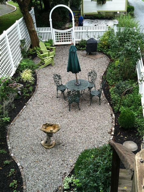 Pea Gravel Patio Design Ideas