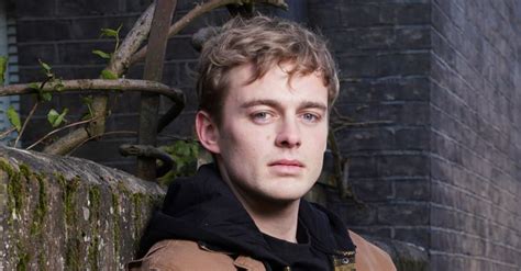 EastEnders SPOILERS: First look at Peter Beale’s return with newcomer Dayle Hudson ...