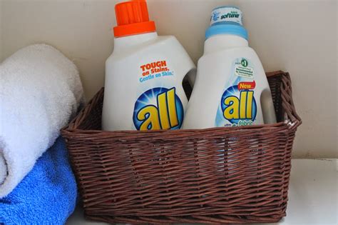 Mamabelly's Lunches With Love: How to Keep up With Laundry {with all free clear}