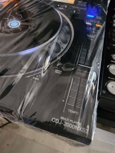 PIONEER CDJ 2000 NXS2, Audio, Portable Music Players on Carousell