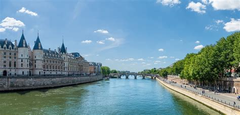 Champagne Seine River Cruise 2024 - Ultimate City Sightseeing