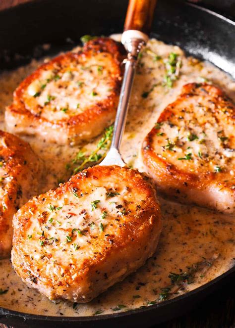 Boneless Pork Chops in Creamy White Wine Sauce