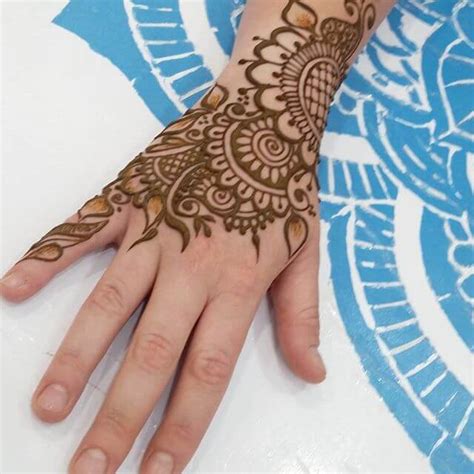 10 Beautiful Henna Mehndi Designs for Kids – Child Insider