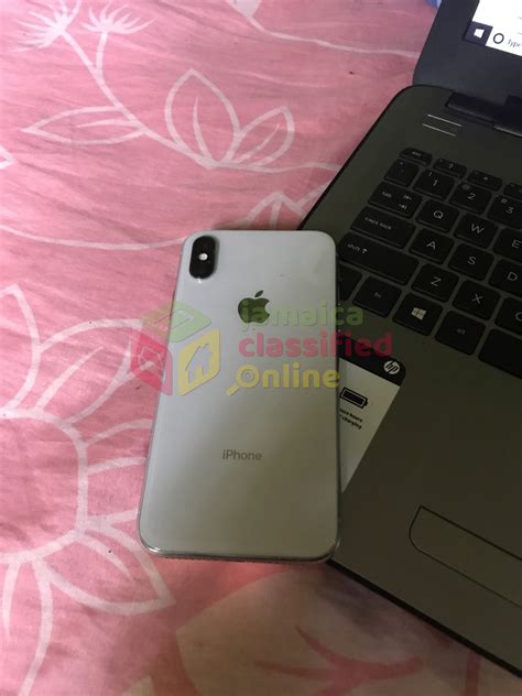 For Sale: IPhone X Unlocked 64 Gb 10/10 - Delivery