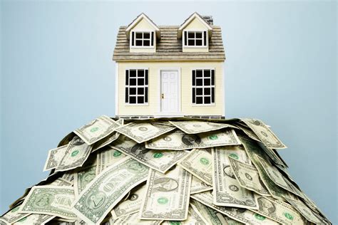 Should You Pay Cash or Get a Mortgage When Buying a Home? | Money