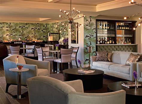 Hotel Club Floor Upgrades + Hotel VIP Club Lounge Perks