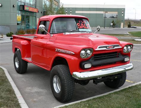 Old Chevy 4x4 | An old 1950's Chev Pickup I've seen in town … | Flickr